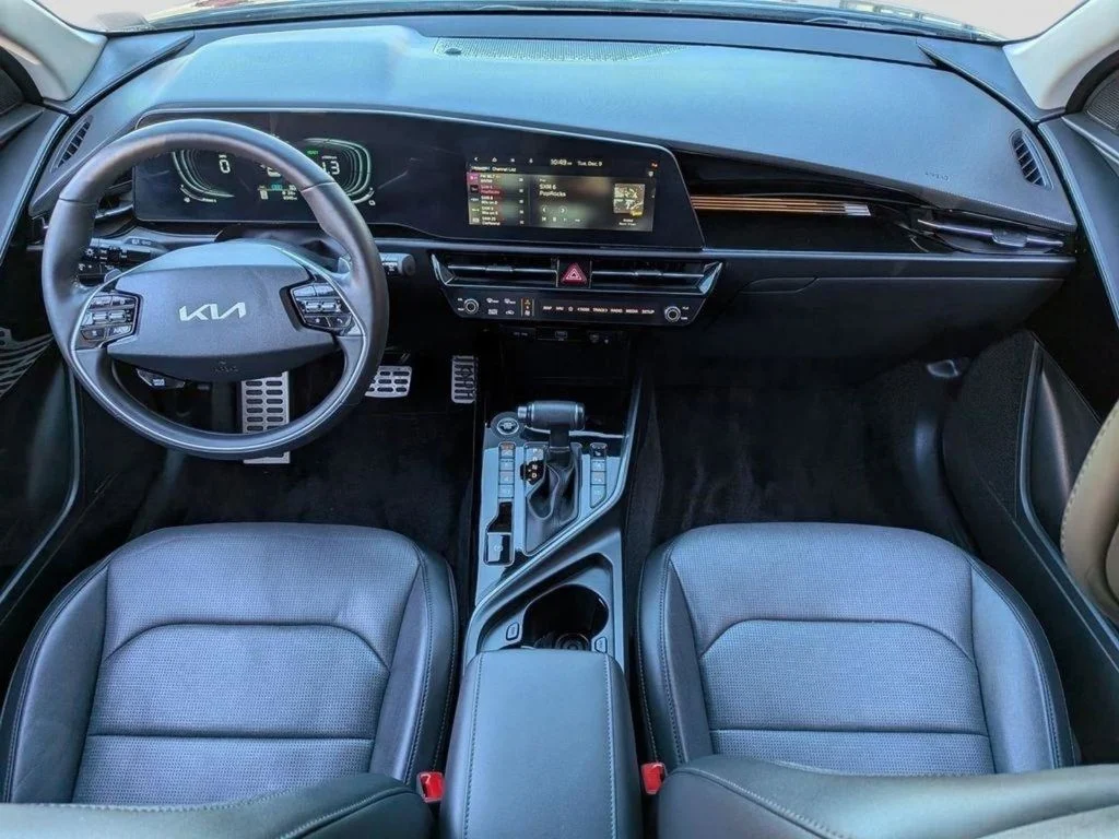 Used 2024 Gray Kia SX Touring image 23