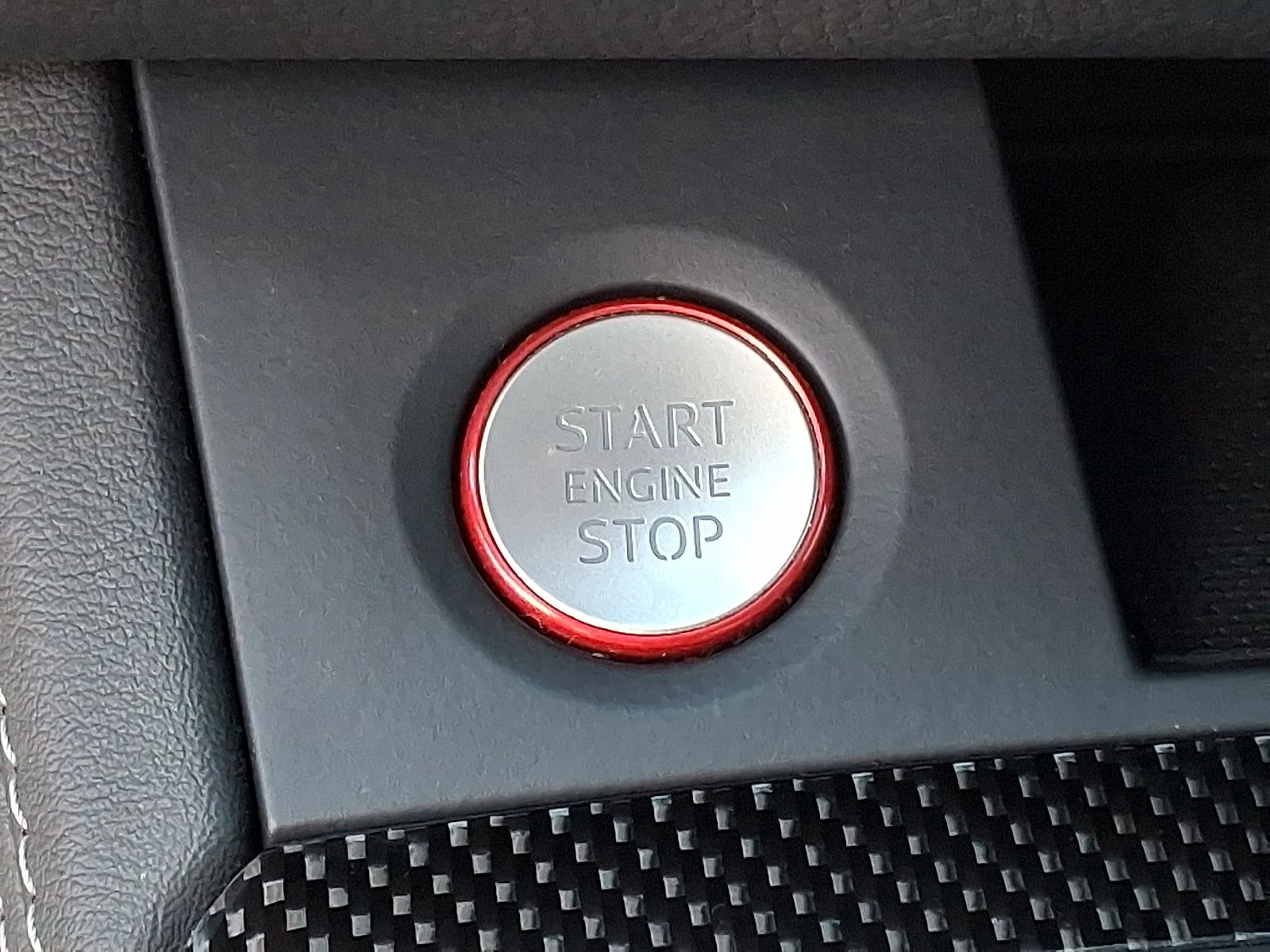 Used 2021 White Audi Premium Plus image 23