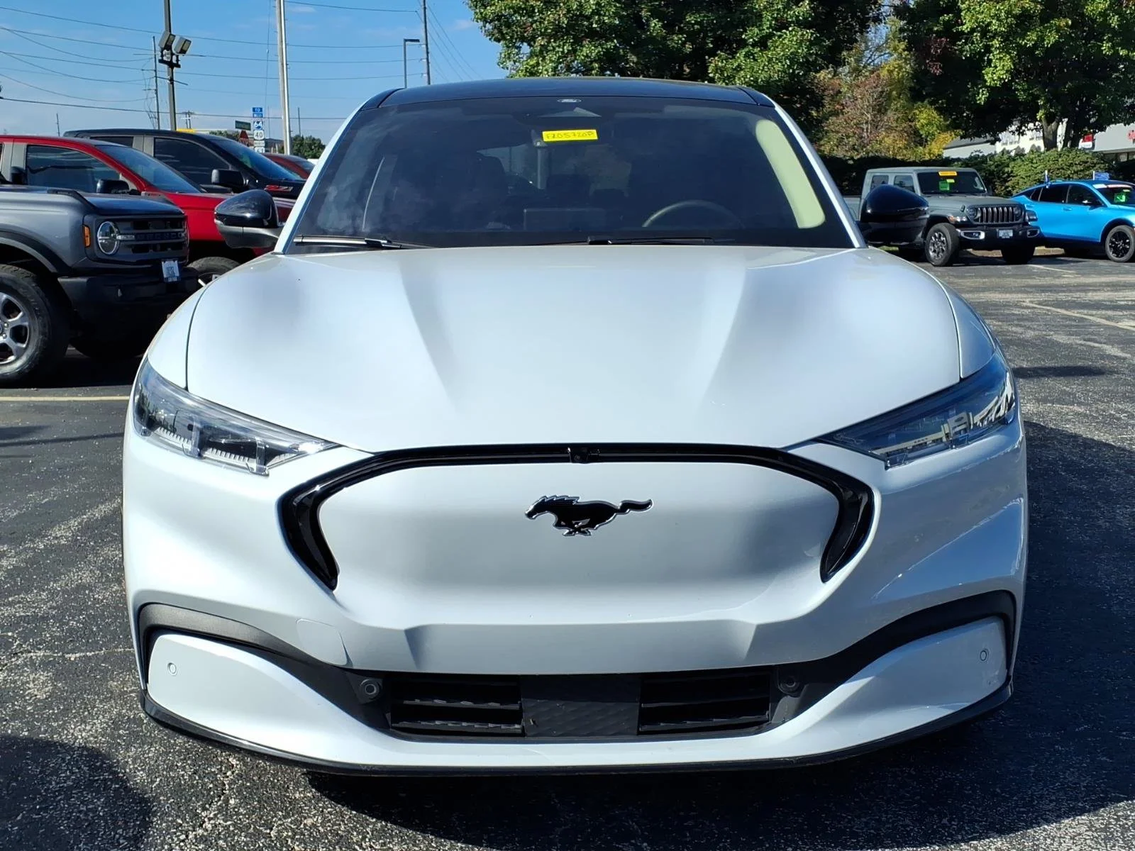 Used 2023 White Metallic Ford Premium image 30