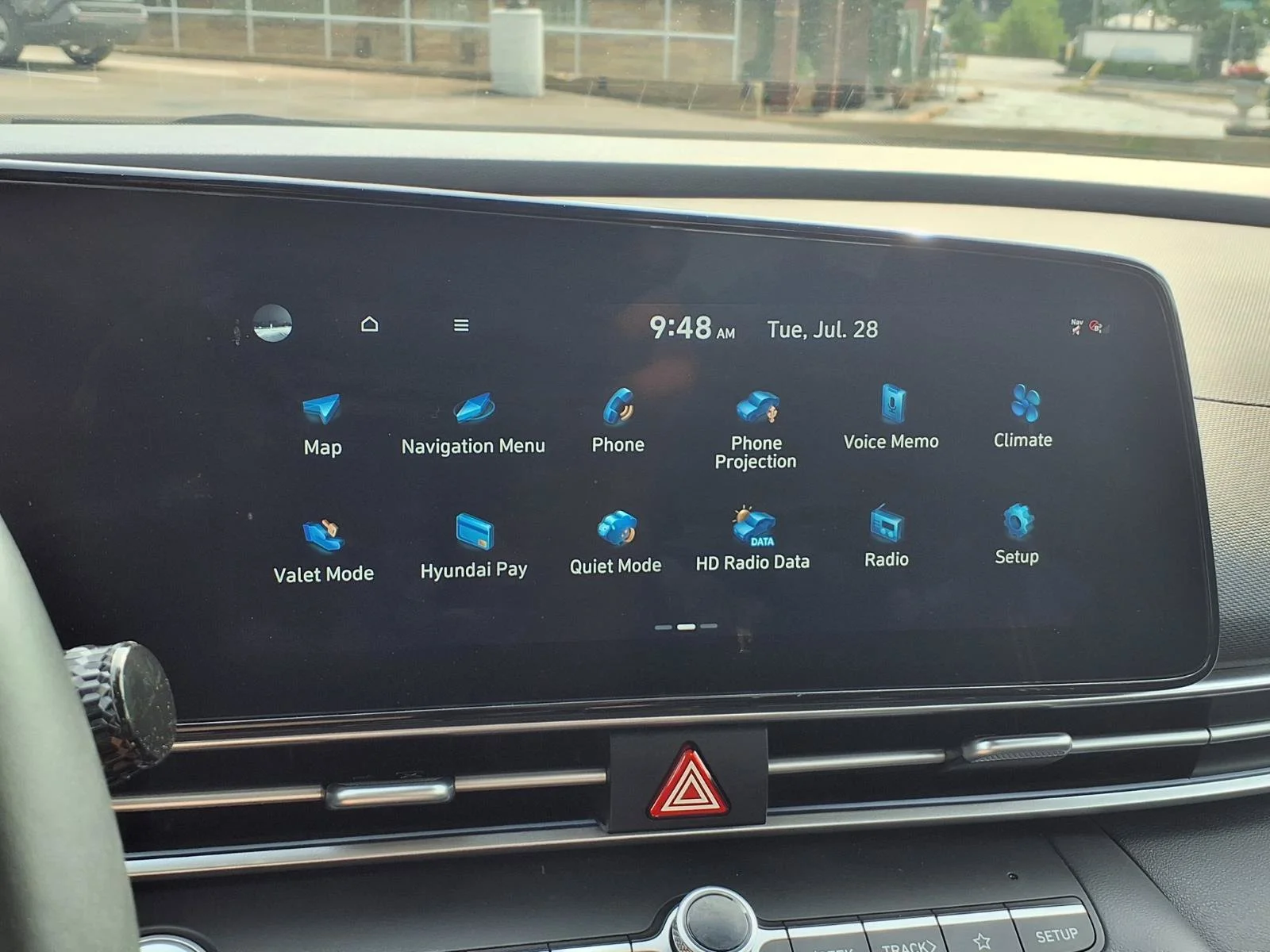 Used 2025 Fluid Metal Hyundai SEL Convenience image 7