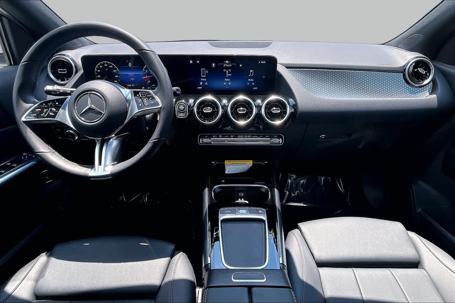Used 2026 Polar White Mercedes-Benz GLA 250 image 16