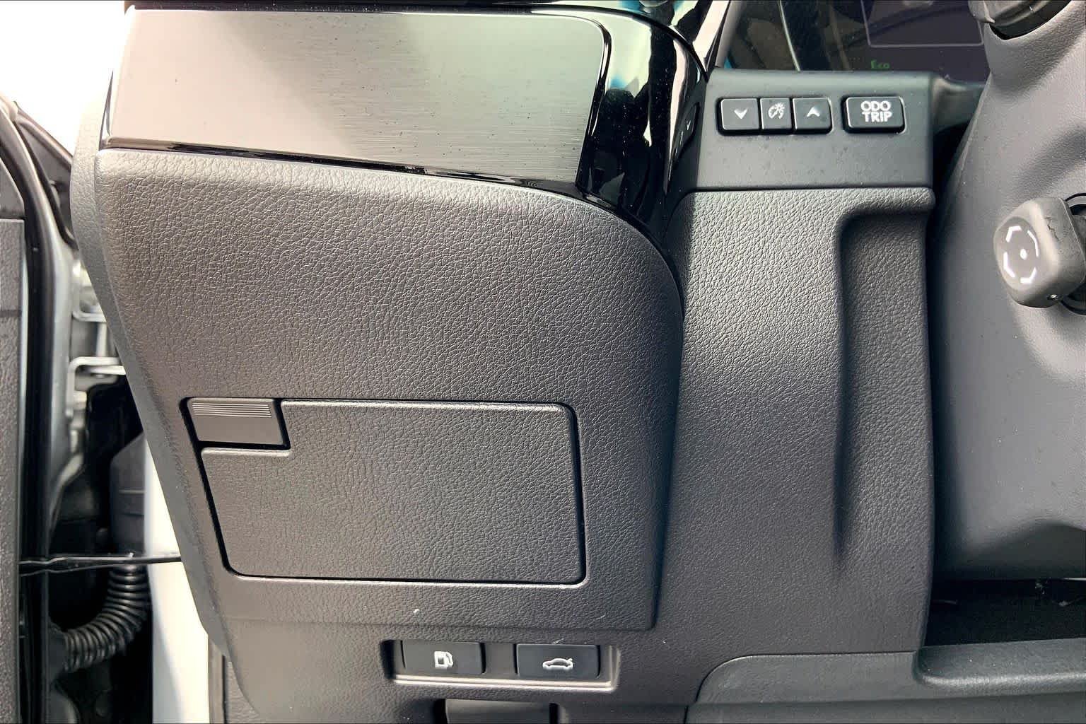 Used 2024 Iridium Lexus  image 33