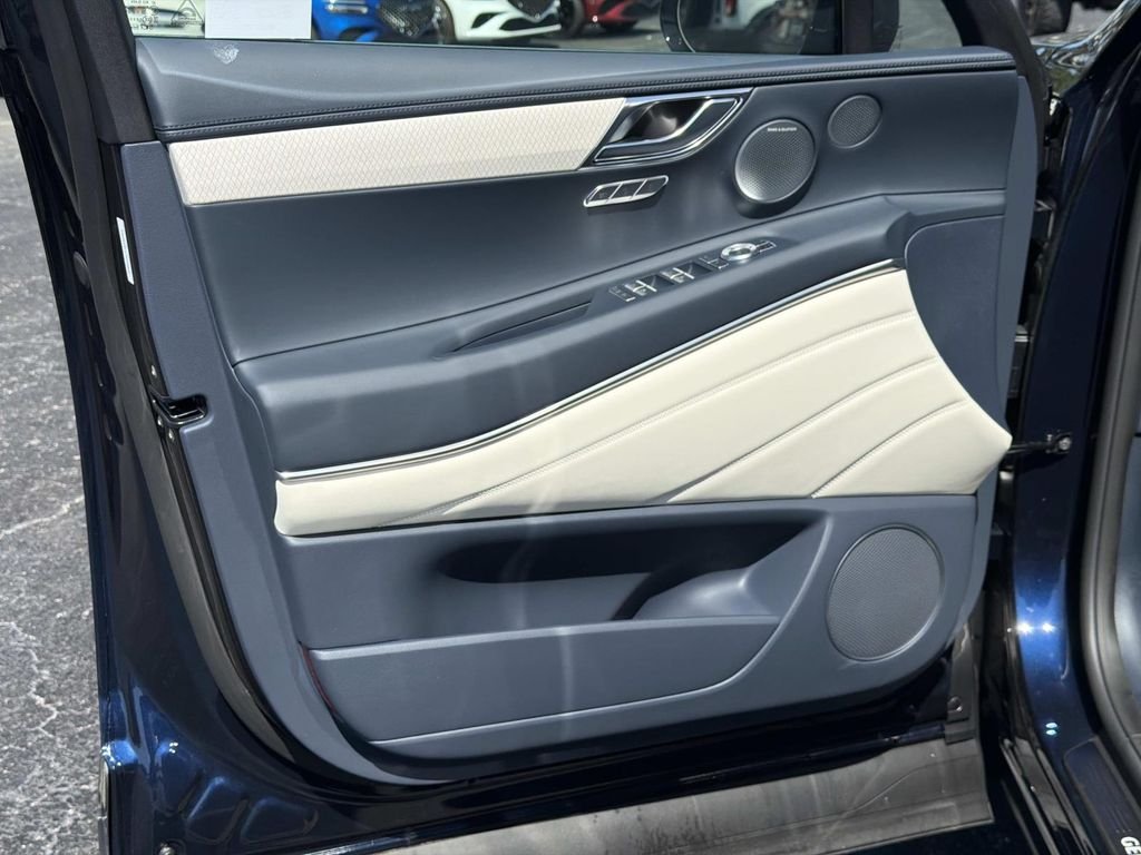 New 2026 Blue Genesis 3.5T Prestige image 18