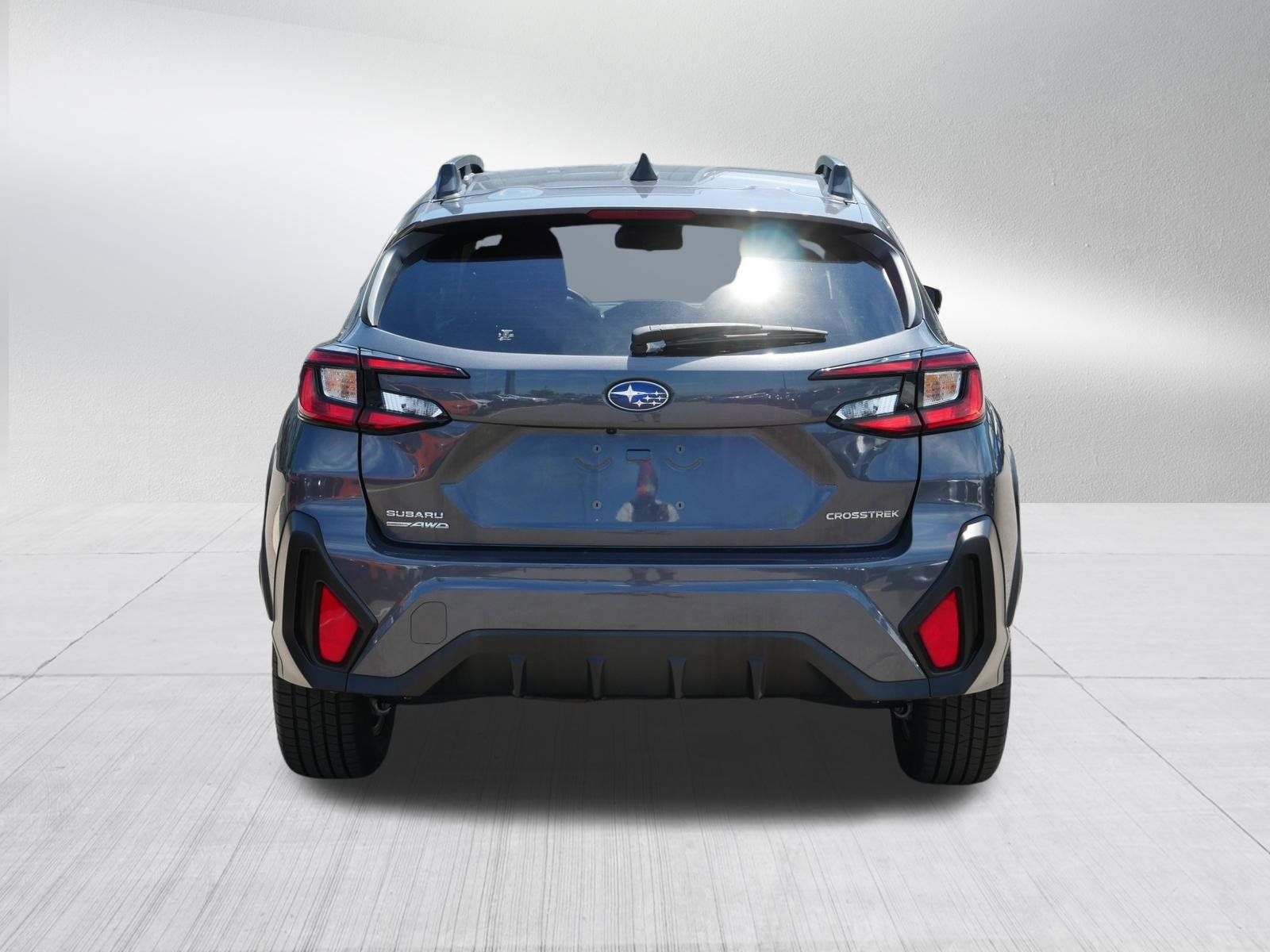 Used 2025 Magnetite Gray Metallic Subaru Premium image 6