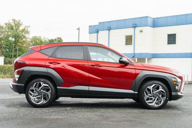 New 2026 Red Hyundai SEL Premium FWD image 9