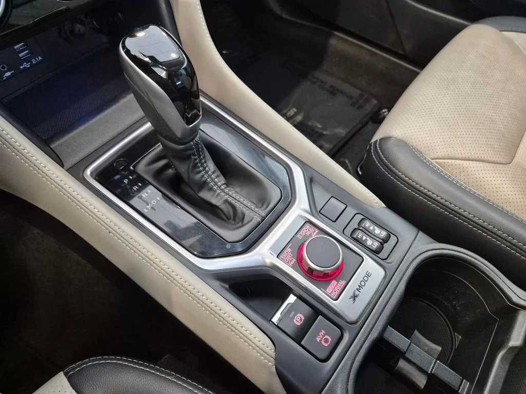 Used 2022 White Subaru Limited image 22