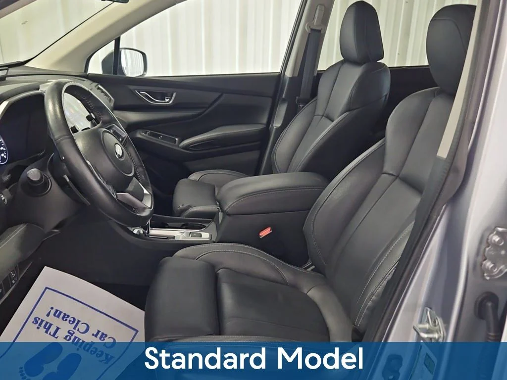 Used 2023 Silver Subaru Limited image 3
