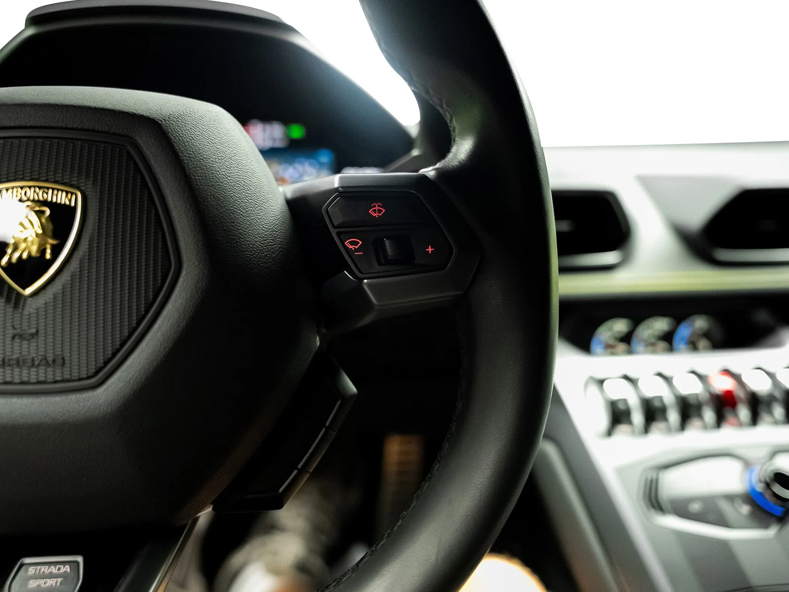 Used 2019 Beige Lamborghini LP580-2 image 36