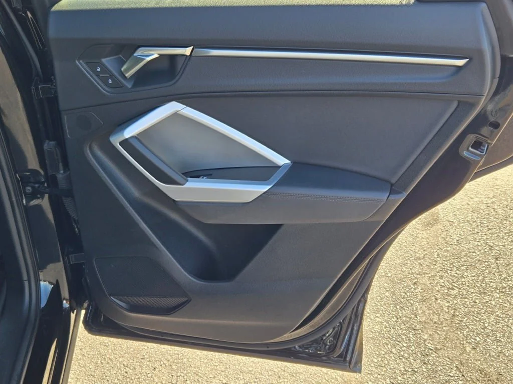 Certified Used 2025  Audi Premium S Line quattro image 8