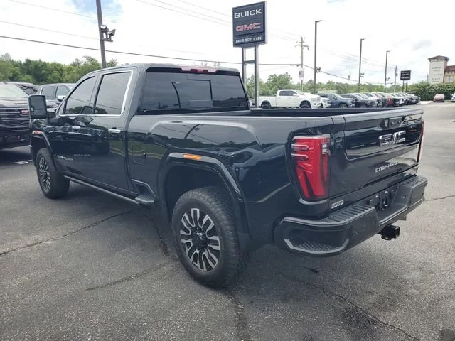 Used 2026 Onyx Black GMC Denali Ultimate image 3