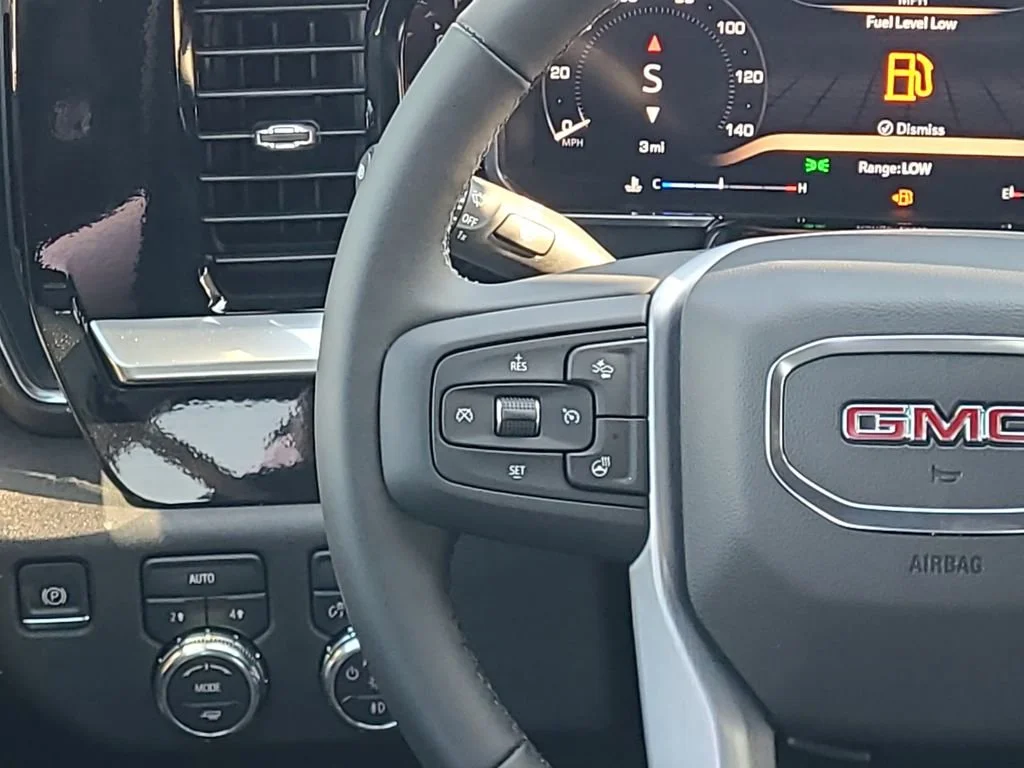 New 2026 Sterling Metallic GMC Elevation image 20