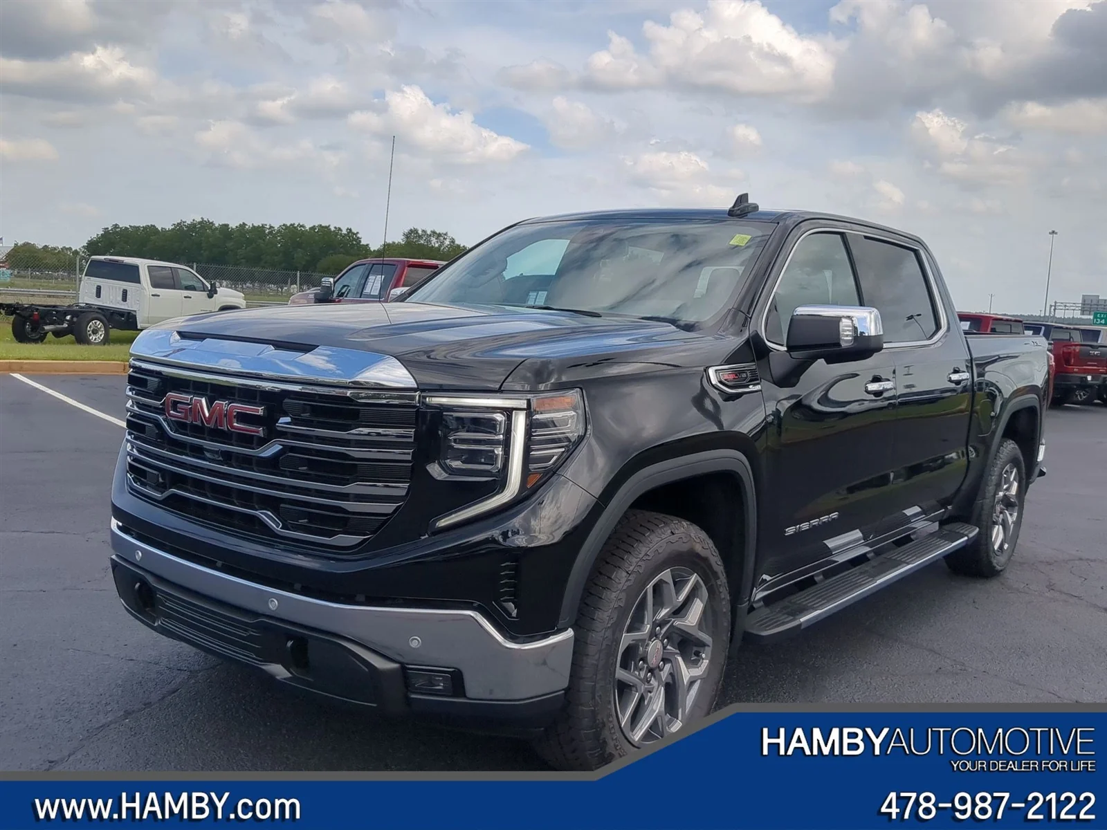 New 2026 Onyx Black GMC SLT image 25