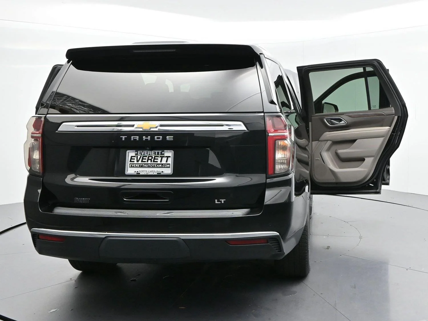 Used 2021 Black Chevrolet LT image 43