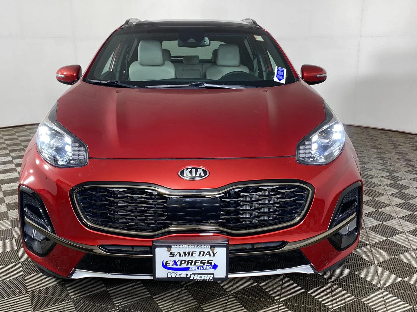 Used 2021 Hyper Red Kia SX Turbo image 8