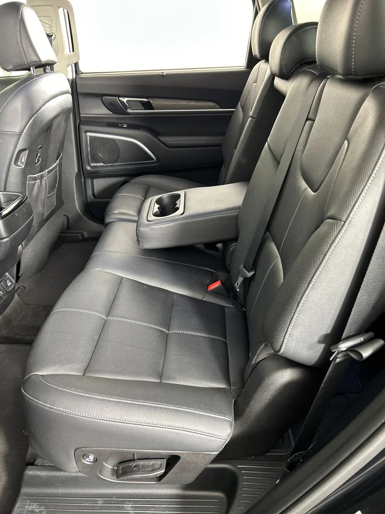 Used 2022 Black Kia SX image 16