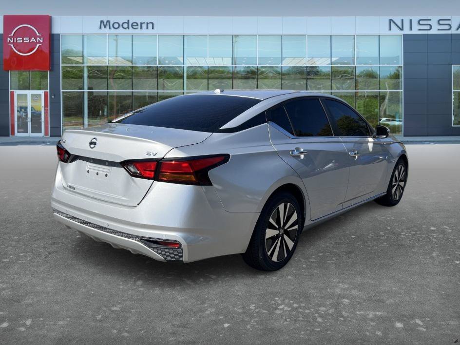 Used 2021 Brilliant Silver Metallic Nissan 2.5 SV image 7