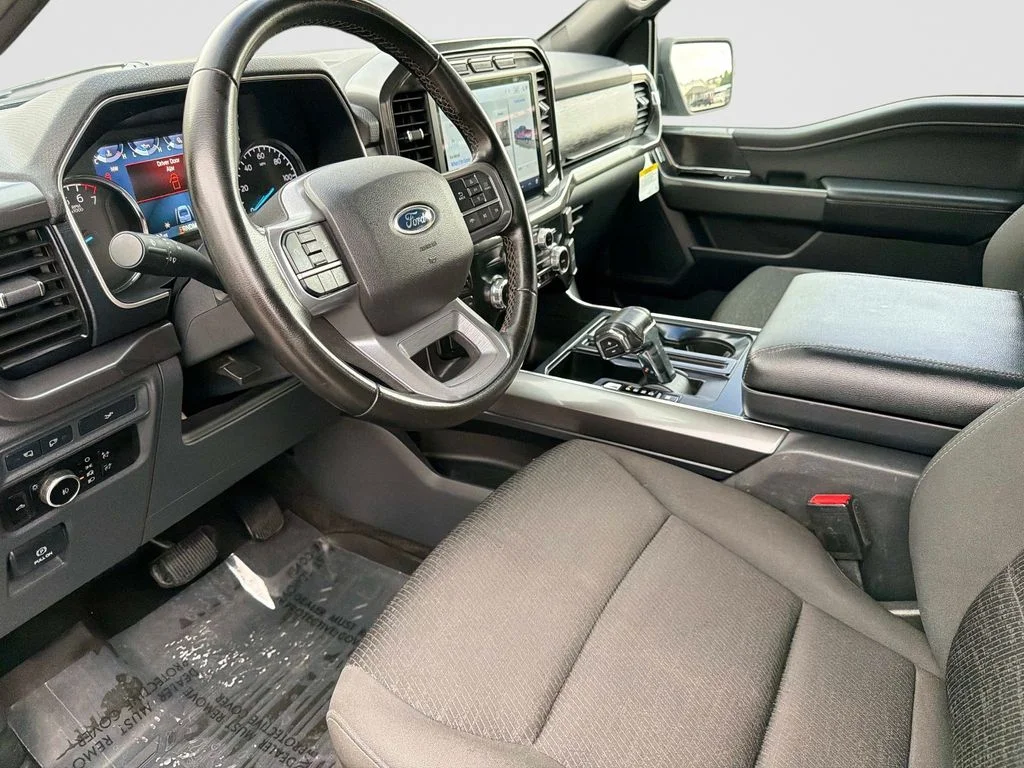 Used 2023 Silver Ford XLT image 22