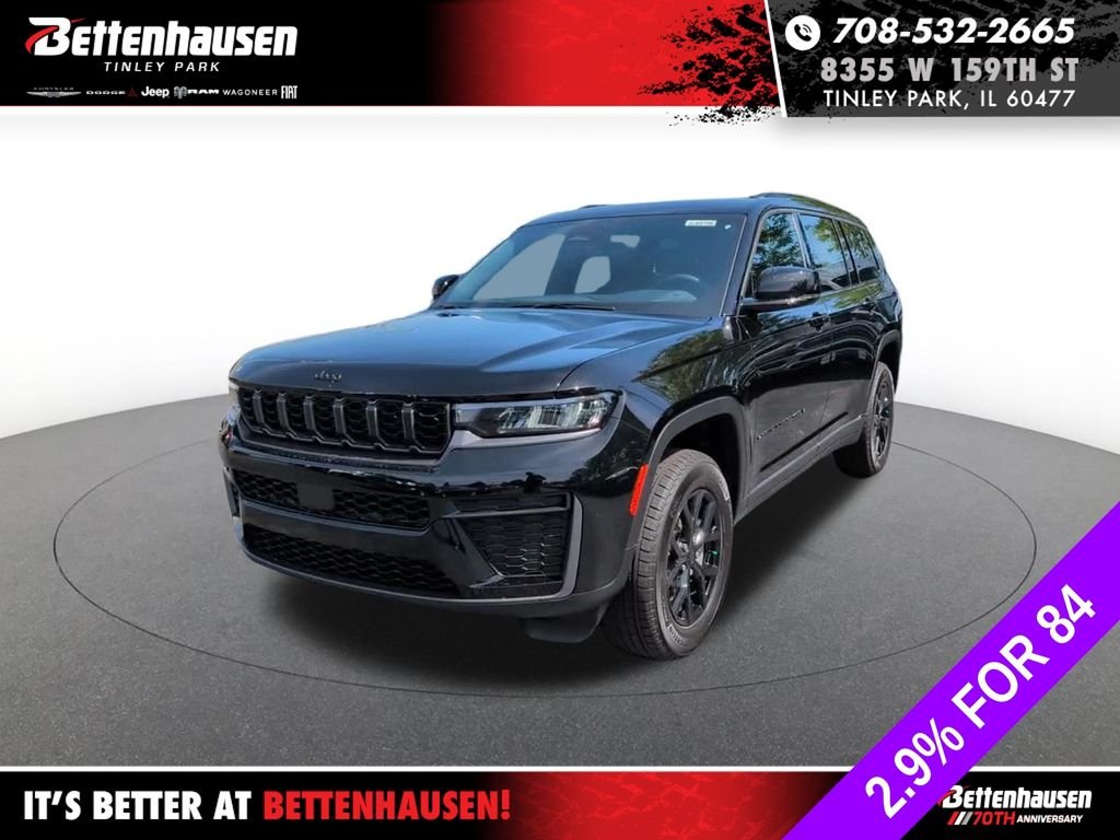 New 2026 Diamond Black Crystal Pearl-Coat Exterior Paint Jeep Laredo image 2