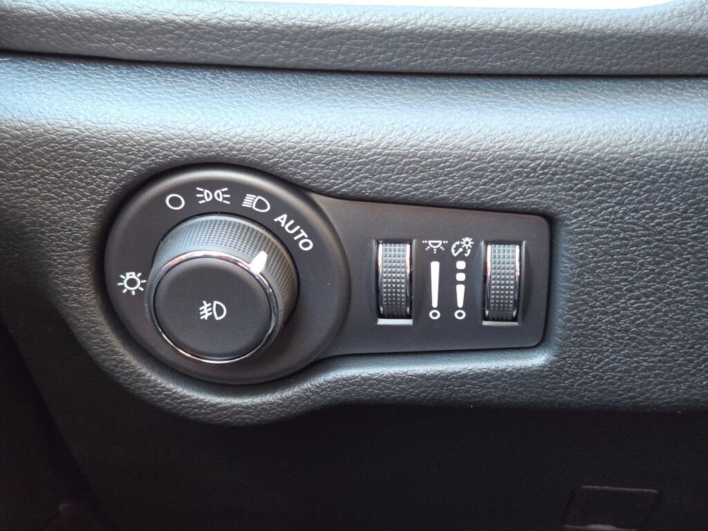 2026 Chrysler Pacifica Limited - Photo 25