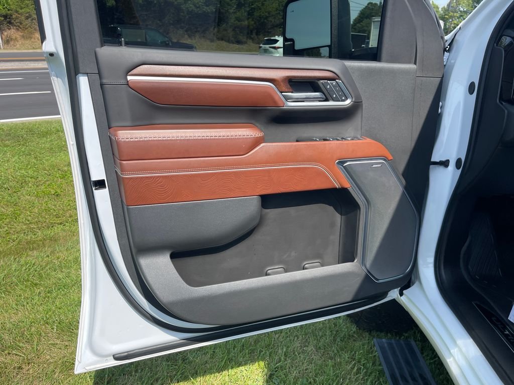 Used 2024 White GMC Denali Ultimate image 13