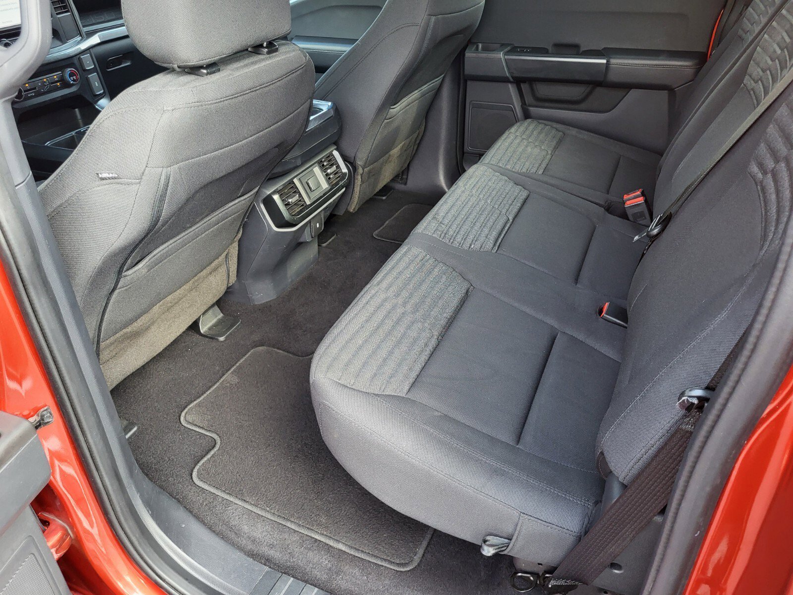 Used 2023 Hot Pepper Red Ford XL image 17