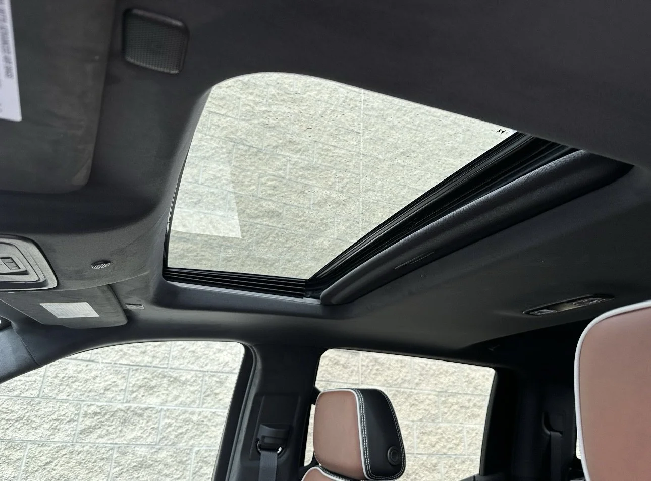 New 2026 Glacier White Tricoat GMC Denali Ultimate image 18