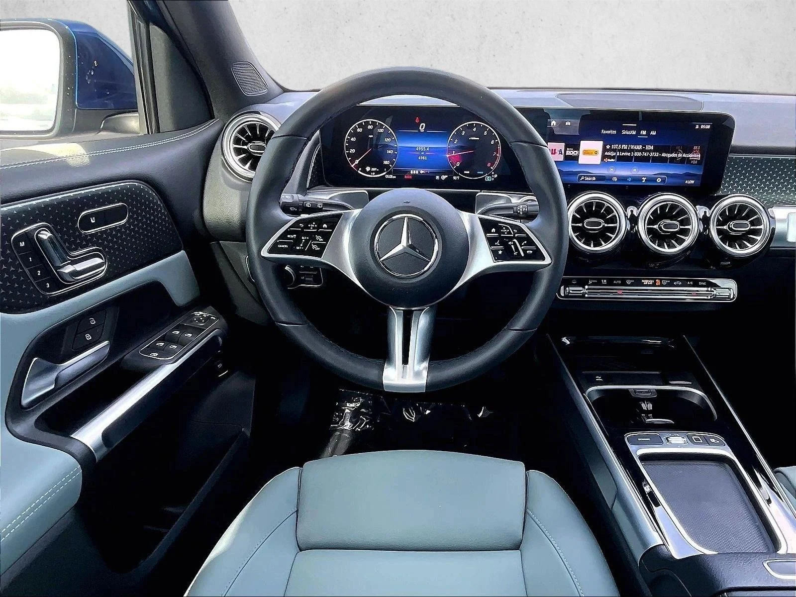 Used 2026 Starling Blue Metallic Mercedes-Benz GLB 250 image 7