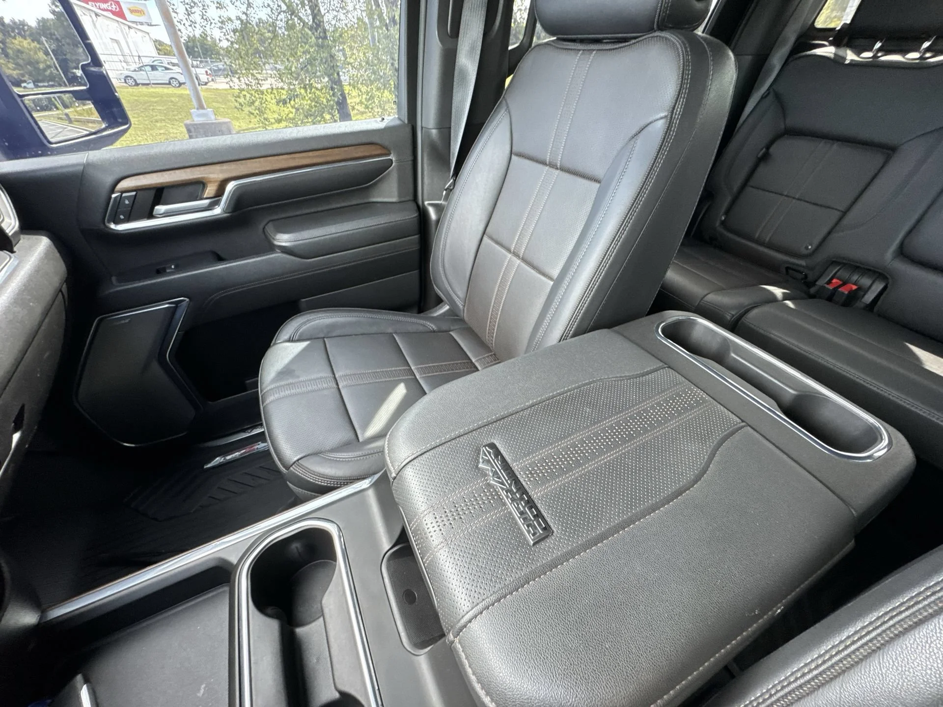 2024 Chevrolet Silverado 3500HD High Country - Photo 20