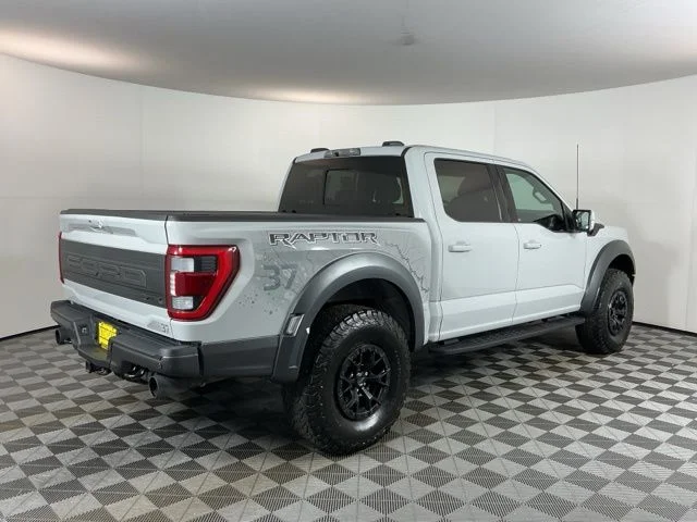 Used 2023  Ford Raptor image 4