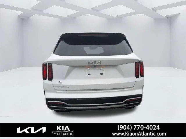Used 2023 White Kia EX image 4