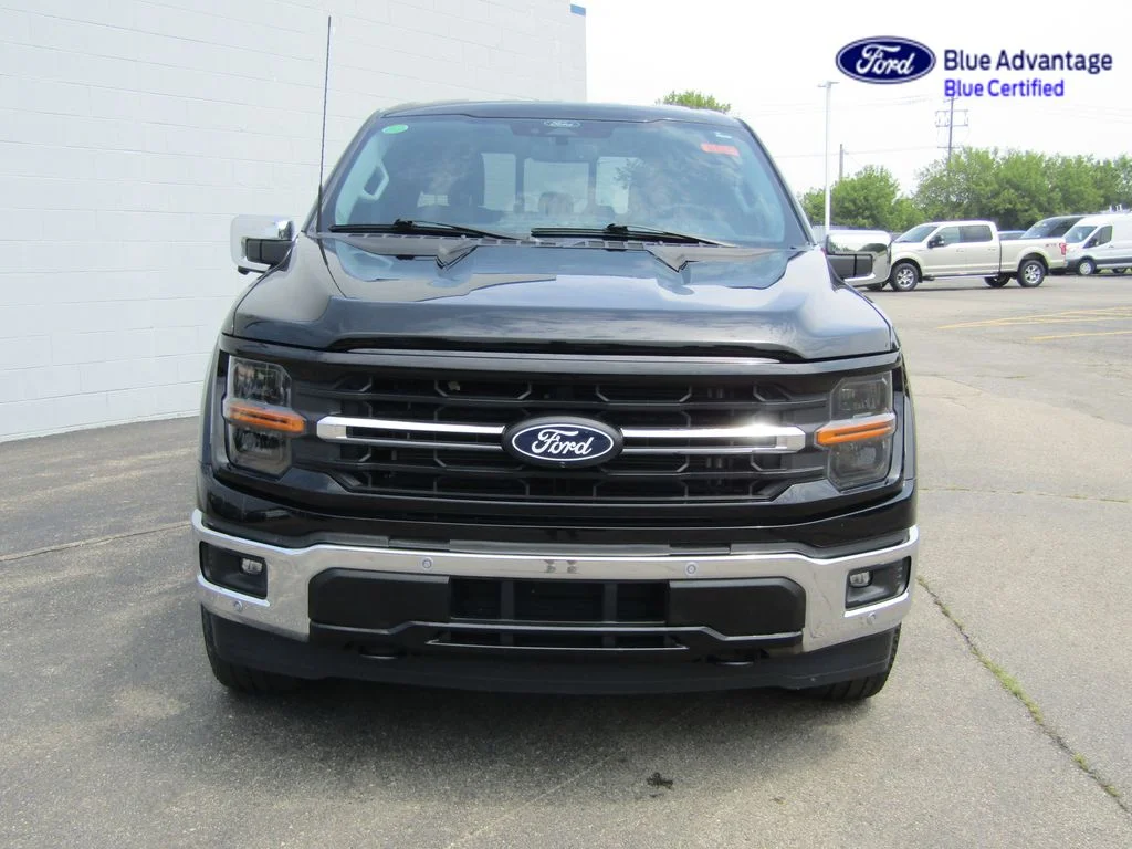 Certified Used 2024 Agate Black Metallic Ford XLT image 5