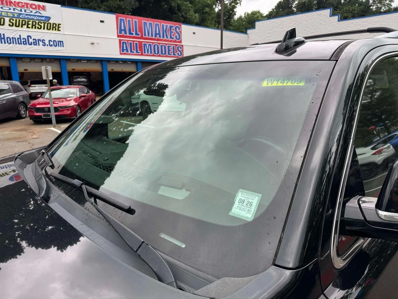 Used 2018 Black Raven Cadillac Luxury image 15