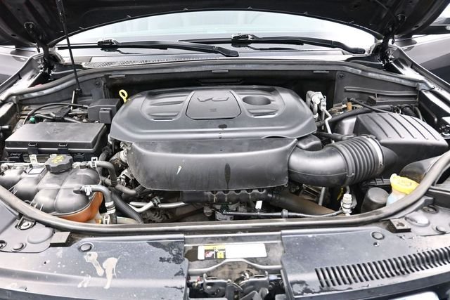 Used 2021 Gray Jeep Overland image 29