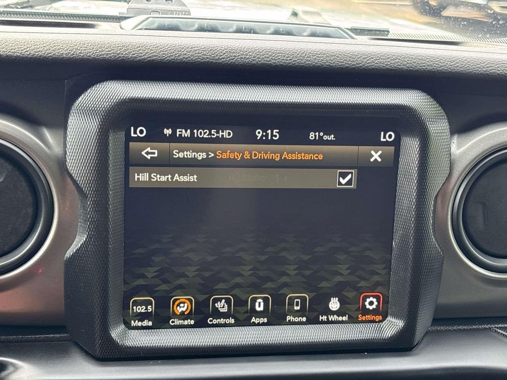 Used 2023  Jeep Willys 4xe image 30