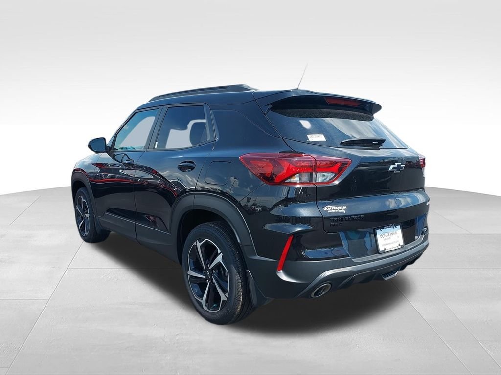 Used 2022 Black Chevrolet RS image 6