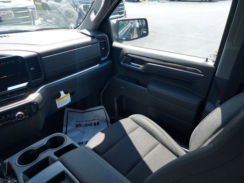 New 2026 Onyx Black GMC SLE image 11