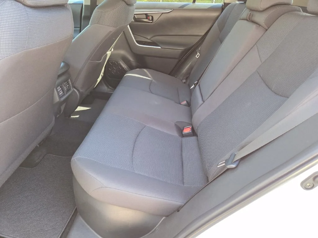 Used 2025 White Toyota LE image 22