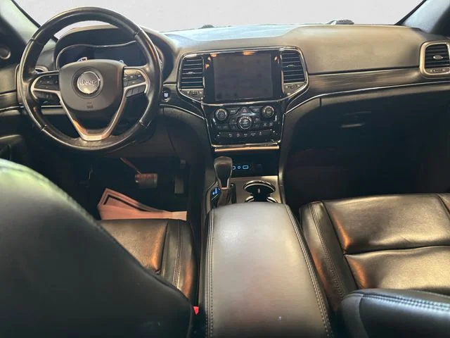 Used 2022 White Jeep Limited image 11
