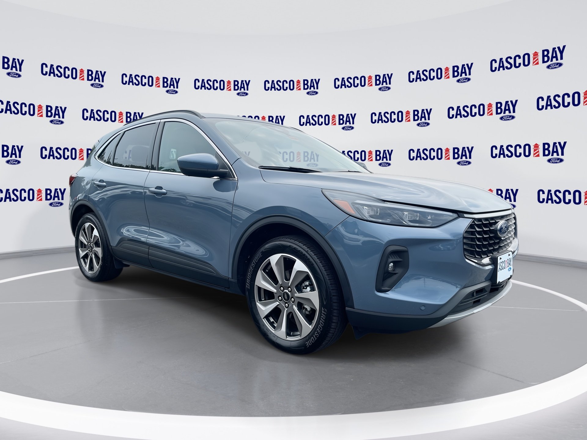 Certified Used 2025 Blue Ford Platinum image 1