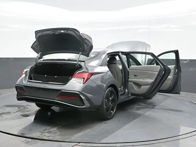 New 2026 Gray Hyundai SEL Sport image 29