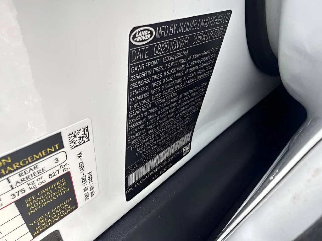 Used 2020 White Land Rover HST image 33