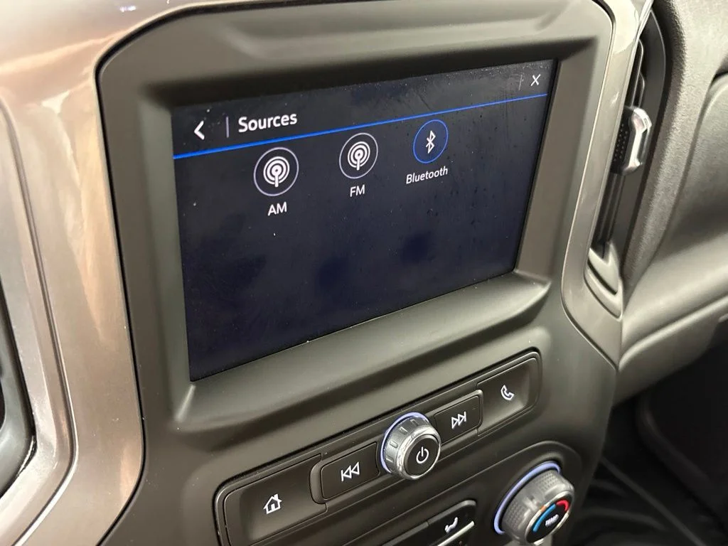 Used 2025 White Chevrolet WT image 33