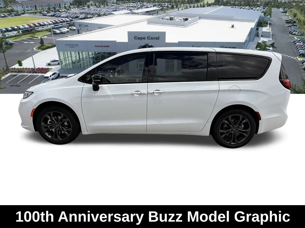 New 2026 Bright White Clear-Coat Exterior Paint Chrysler Select image 7
