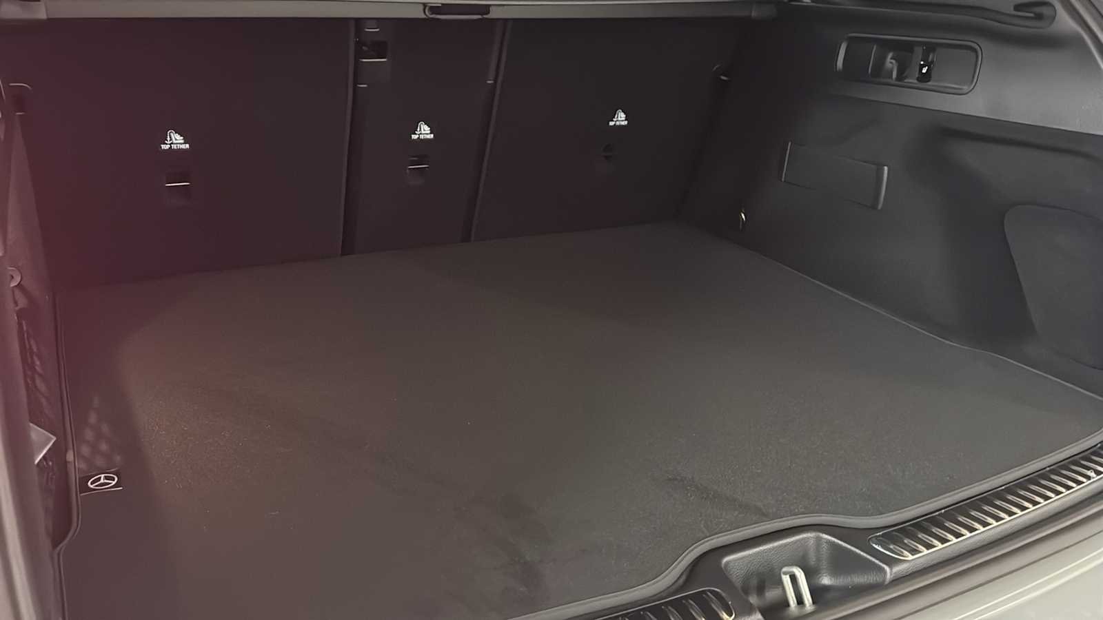 New 2026 MANUFAKTUR Alpine Grey Mercedes-Benz GLC 300 image 33
