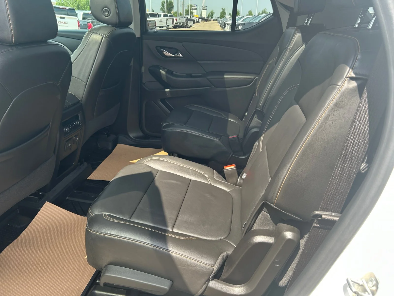 Used 2021 White Chevrolet LT True North AWD image 19