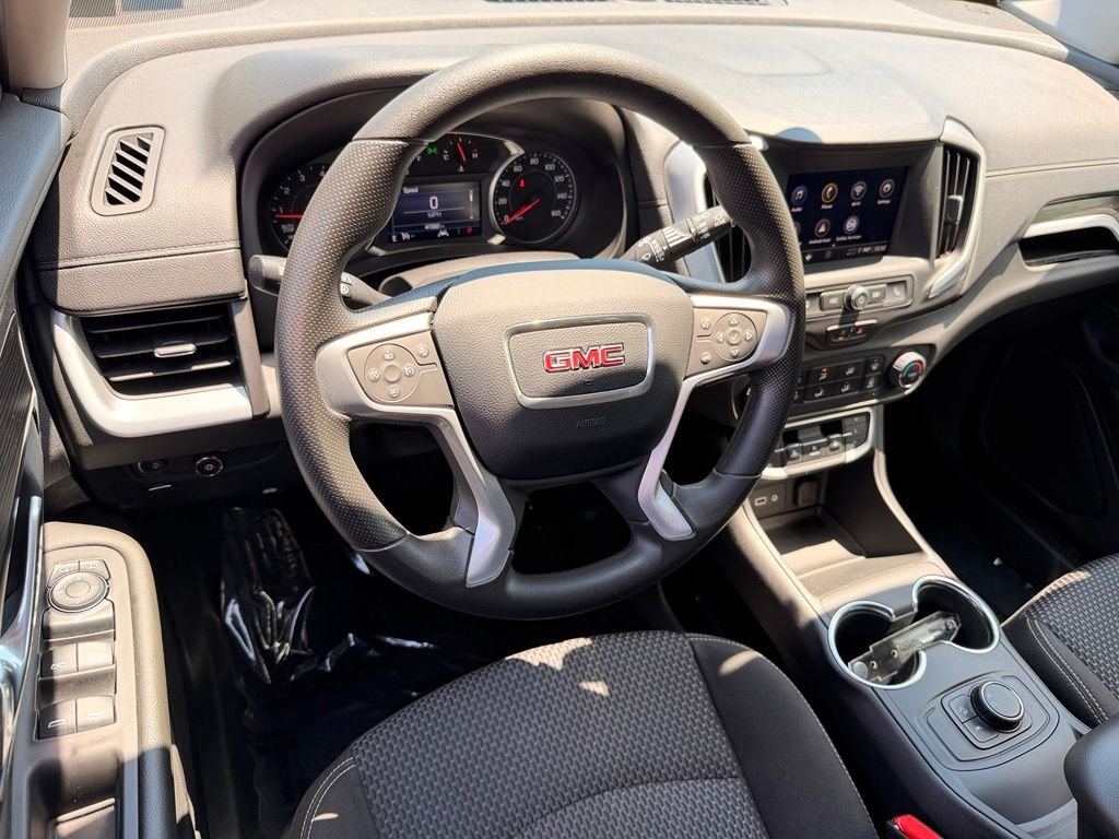 Used 2024 Silver GMC SLE image 21