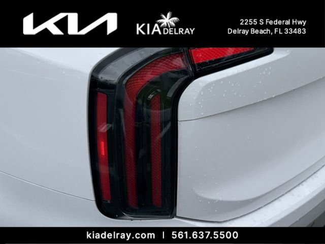 Certified Used 2024 White Kia SX image 7