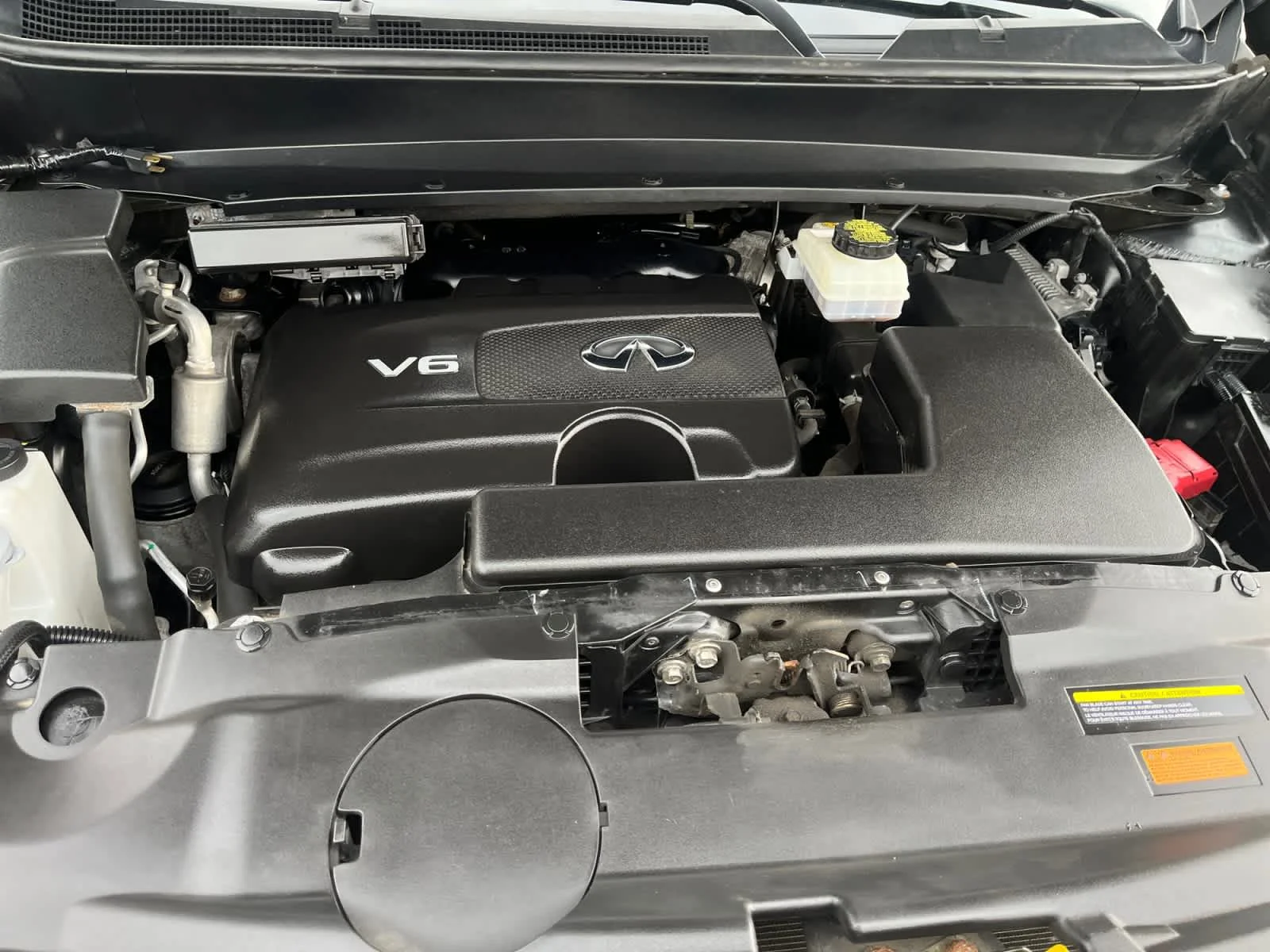 Used 2020 Liquid Platinum INFINITI LUXE image 21