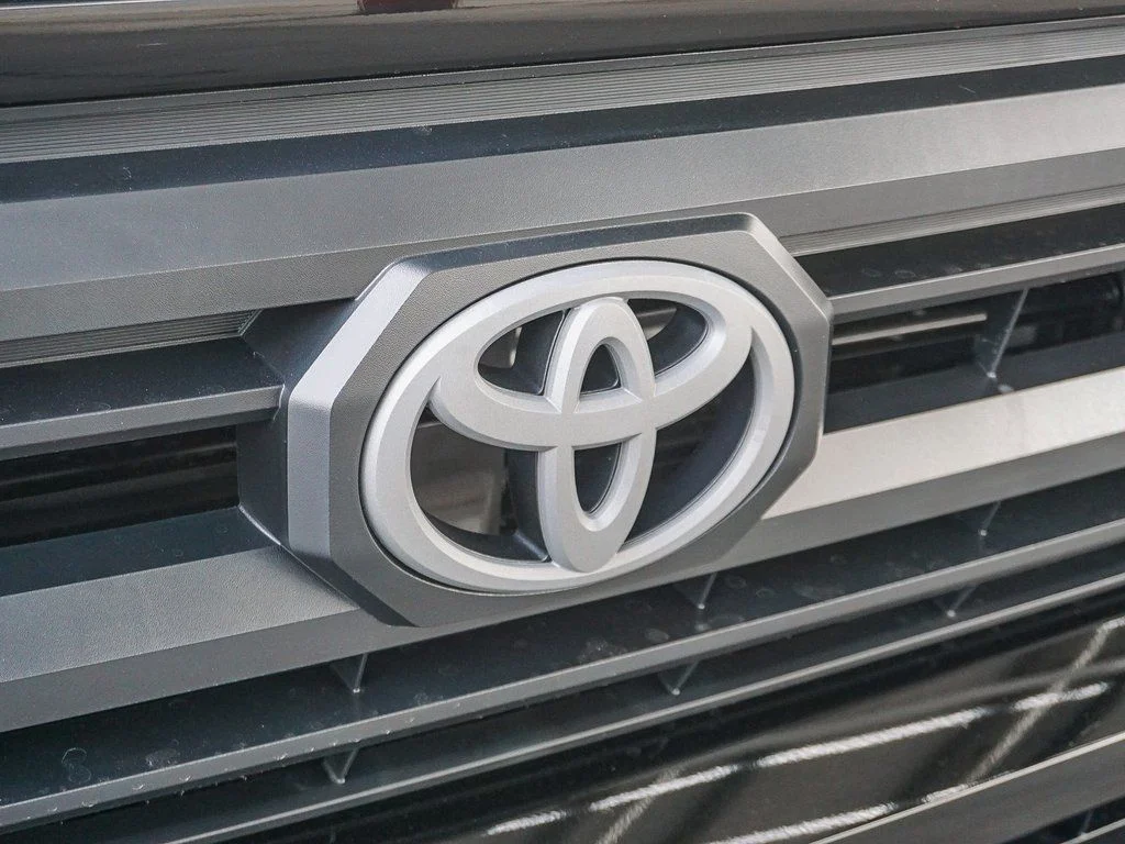 2026 Toyota Tacoma SR5 - Photo 11