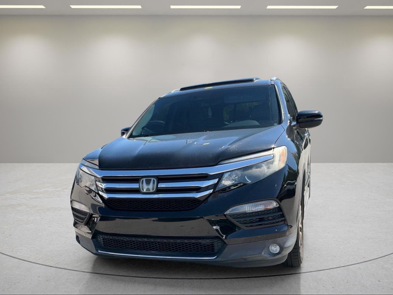 Used 2016 Crystal Black Pearl Honda Elite image 6